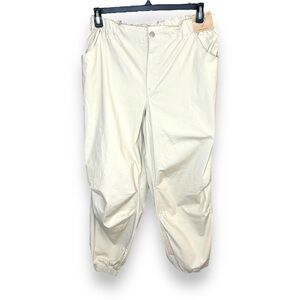 NWT Sweet Envy Beige Lightweight Pleated Joggers - Large